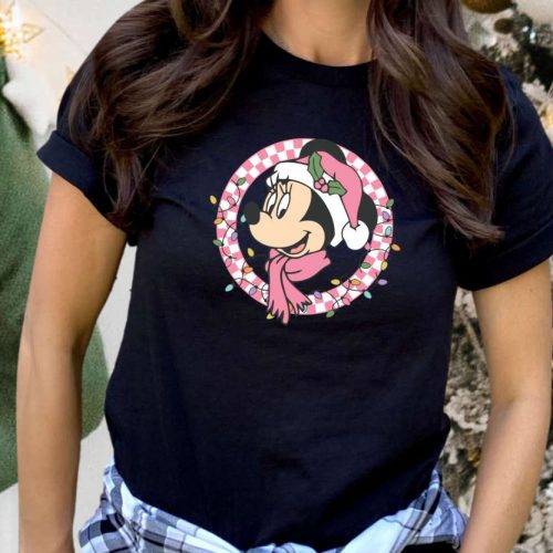 Retro Mickey & Minnie Matching Christmas TShirts – Perfect Disney Gift for Couples Disney Trip Outfits