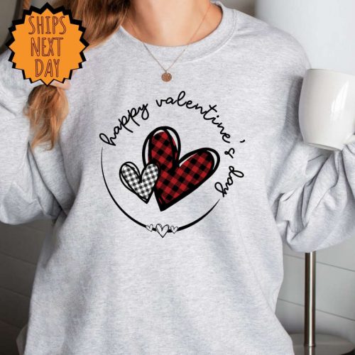 Plaid Heart Valentines Day Sweatshirt, Valentines Day Gift Hoodie For Woman, Heart Shirt, Cute Valentine Shirt, Valentines Day Gift Shirt