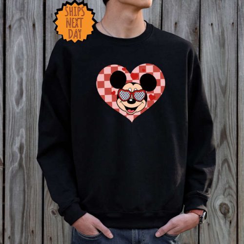 Mickey Minnie Valentine Sweatshirt, Disney Valentine Couple Hoodie, Valentine’s Day Shirt, Disneyland Valentine Tee, Disney Trip Sweatshirt