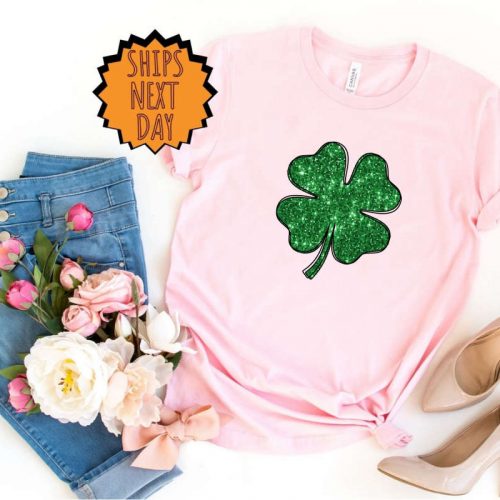 Womens st patricks day Shirt, Shamrock Shirt, st pattys day shirt, womens st patricks day shamrock shirt, Cute shamrock womens shirts