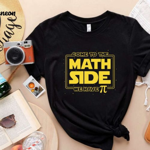 Math Side Pi Day T-Shirt: Geek Nerd Math Teacher & Lover Shirt with Pie