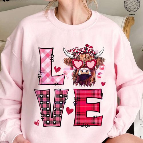 Groovy Love Heifer Highland Cow Shirt: Unique Valentines Gift for Cow Lovers! Western Country Sweater & Sweatshirt