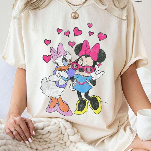 Disney Best Friends Shirt: Minnie and Daisy Tee for Women Cute Disney Family Shirt with Minnie Mouse and Duck Perfect Disney Gift Shirt