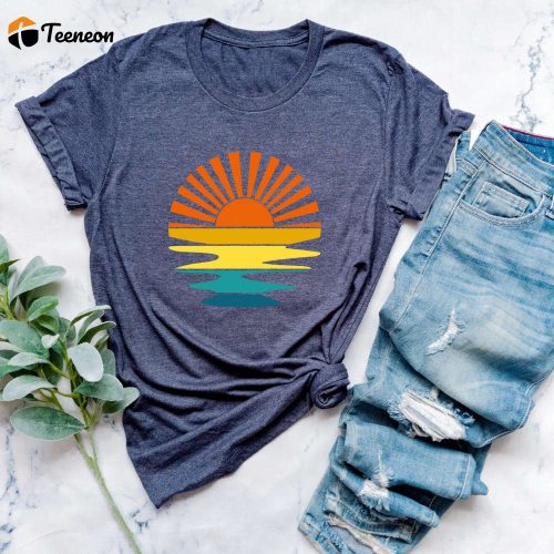 Retro Sunset Rays Wavy Shirt – Vintage Sunshine Tee for Beachy Vibes & Retro Summer Time