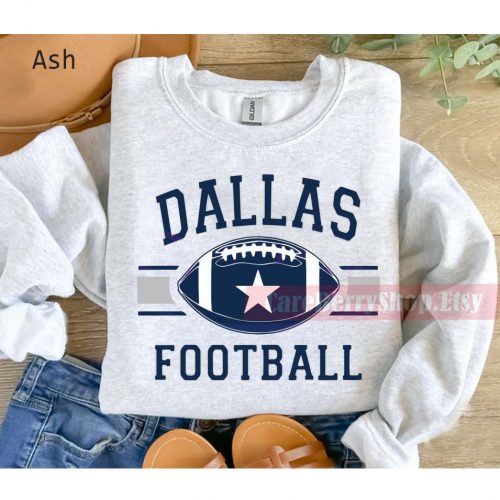 Vintage Dallas Football Team Sweatshirt: Cowboys Fan Retro Shirt – Get Your Classic Cowboys Gear Now!