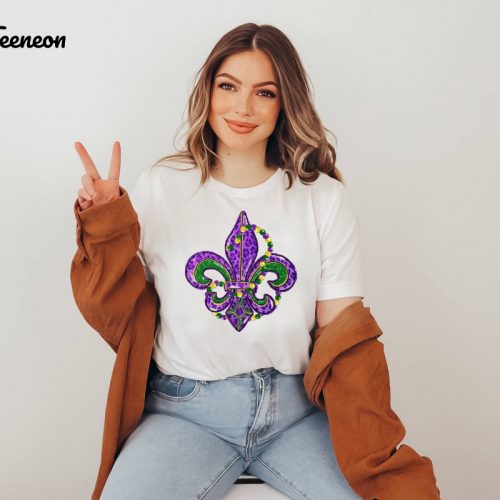 Vibrant Mardi Gras T-Shirt: Celebrate with NOLA Fleur De Lis & Carnival Shirts! Perfect Fat Tuesday Shirt & Festival Attire for Her