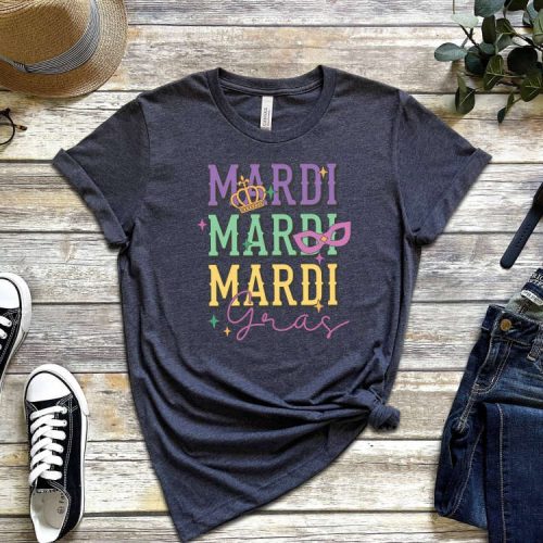 Get the Party Started with Mardi Gras T-Shirt – Retro Style NOLA Louisiana and New Orleans Shirt for Festivals & Parties with Beads!