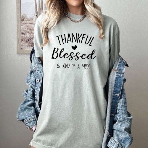 Express your Gratitude with our Thankful & Blessed Comfort Colors T-shirt – Perfect Heart Shirt for Thanksgiving Fall Vibes & Autumn Style in Pumpkin Patch Shirt Design!