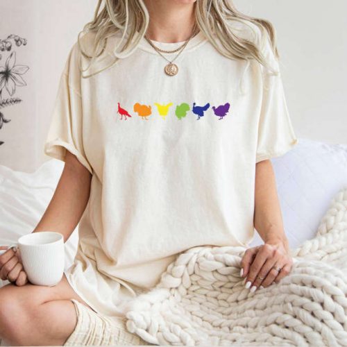 Express Your Thanksgiving Spirit with our Vibrant Turkey Gobble T-shirt – Perfect for Fall Autumn and Mom Celebration – Embrace Pride with our Rainbow Happy Thanksgiving Shirt!